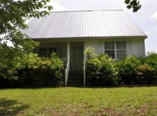 3388 Comer Paoli Rd, Comer, GA 30629