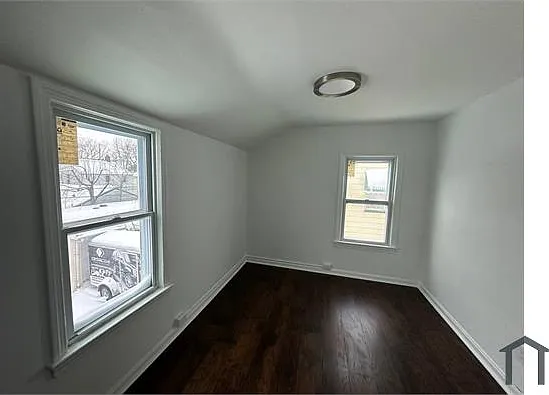 15906 Stockbridge Ave — Photo 7