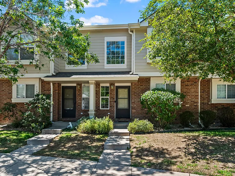 1159 S Waco St #C — Photo 1