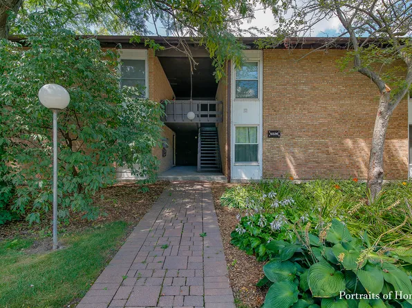 5526 E Lake Dr #82-D, Lisle, IL 60532
