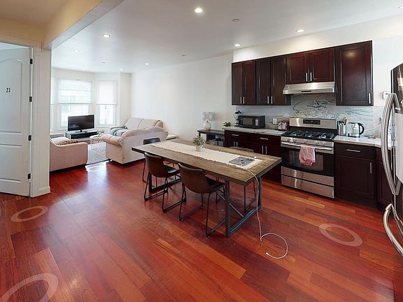 4th image of 1555 Larkin St Floor 24
