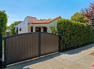 8978 Norma Pl, West Hollywood, CA 90069