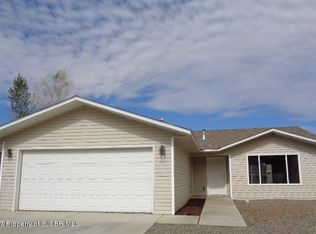325 Valle Vista Dr, Farmington, NM 87401