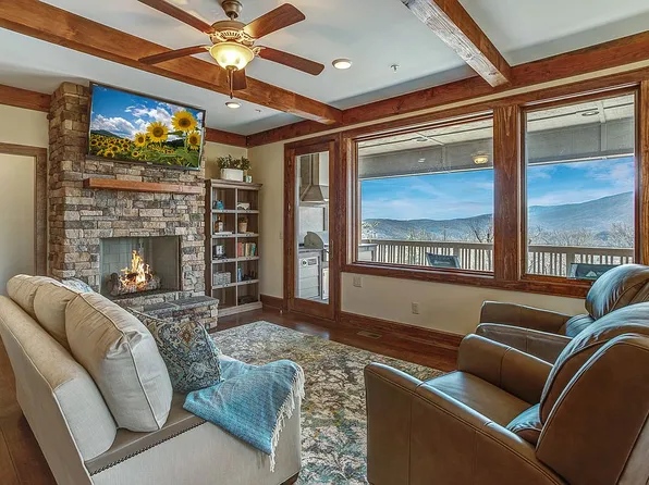 195 Red Tail Smt Unit Cf2, Boone, NC 28607