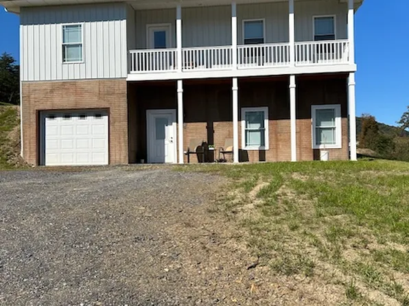 177 Woods Edge Rd, Fort Ashby, WV 26719