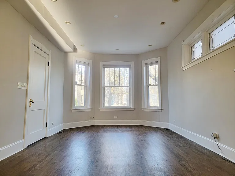 2626 N Mozart St #1 — Photo 6