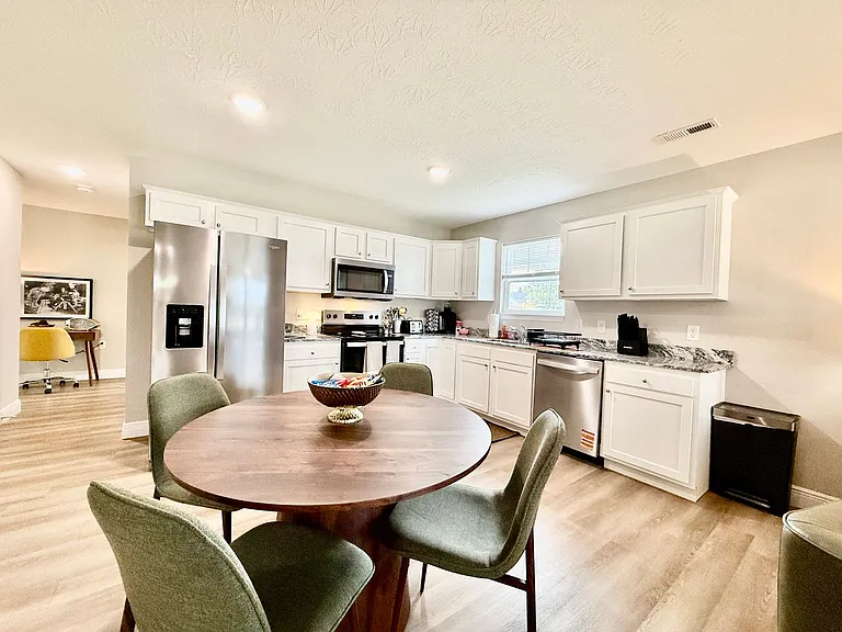 148 Southwind Blvd — Photo 12