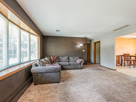 2nd image of 10124 Erie Pl #2