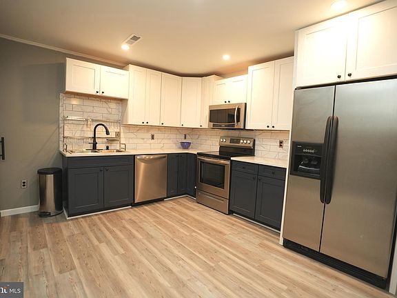 5th image of 47881 Mary Lynn Dr