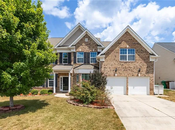 4403 Saddlewood Club Dr, High Point, NC 27265