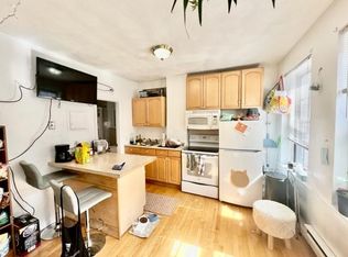 9 Charter St #303FF, Boston, MA 02113