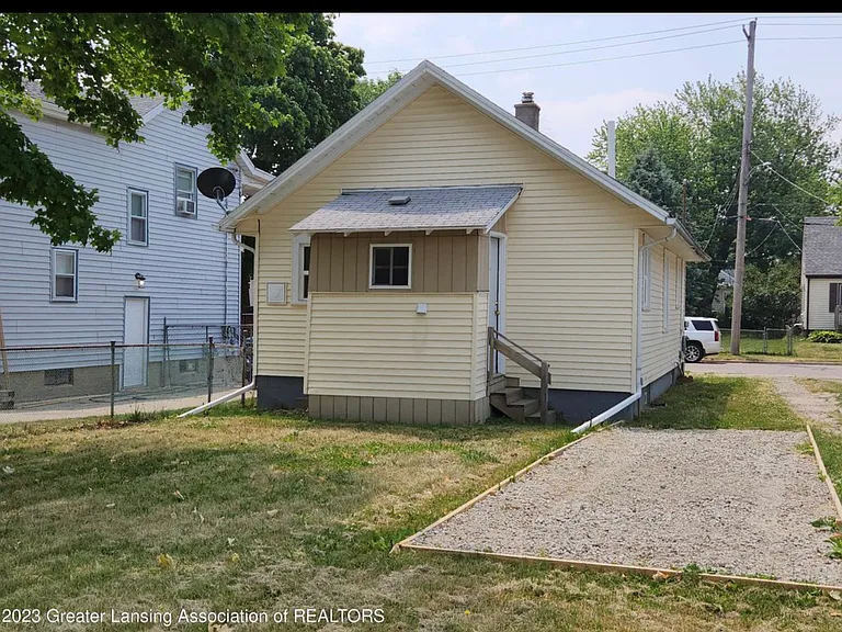 811 Call St — Photo 9