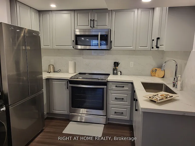495 George Ryan Ave #BASEMENT — Photo 2