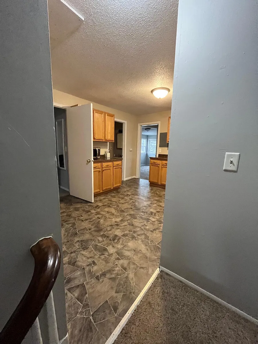 kitchen - 157 E Sanborn St #1