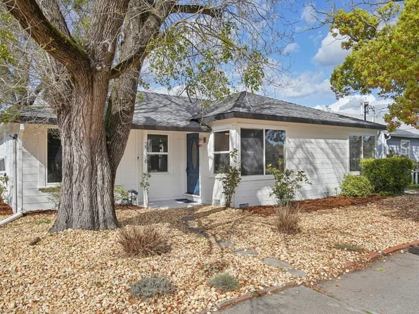 2716 Laurel Street, Napa, CA 94558