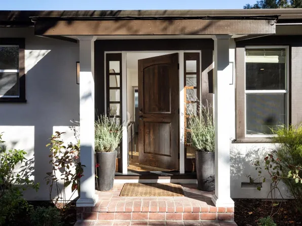 17 Buckthorn Way, Menlo Park, CA 94025