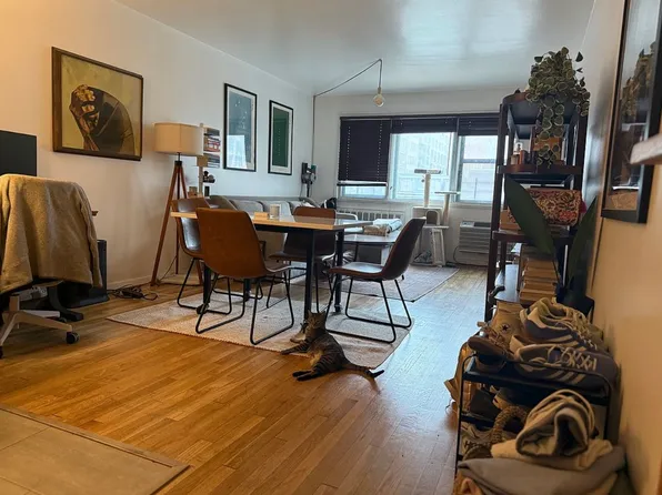 140 Seventh Avenue image 1 of 4