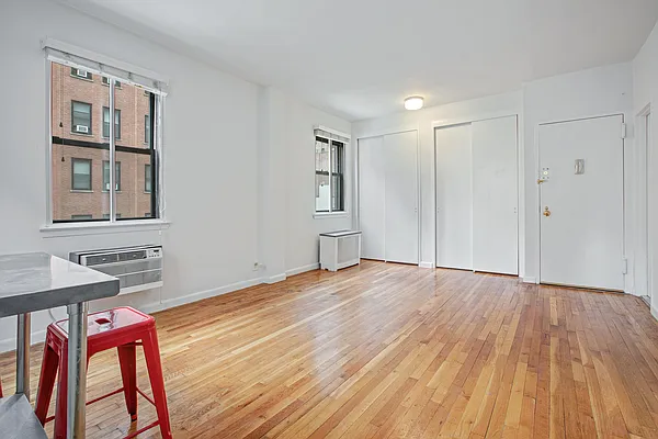 Rented by Brown Harris Stevens | media 10