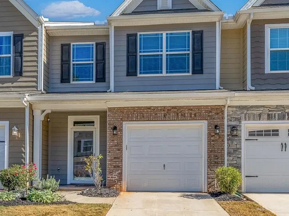 827 Appleby Dr, Simpsonville, SC 29681