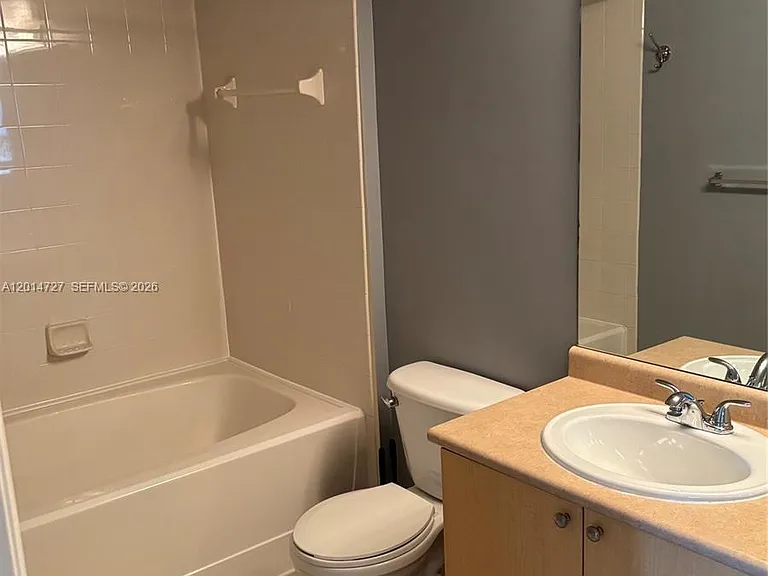 1900 Van Buren St #214B — Photo 12