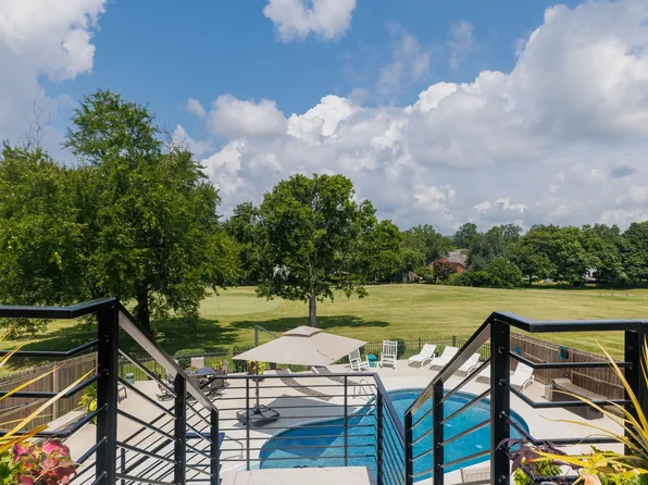 516 Stratford Ct, Franklin, TN 37069