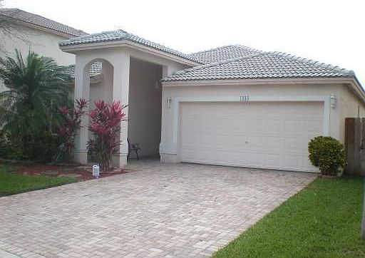 1st image of 1936 NW 171st Ave