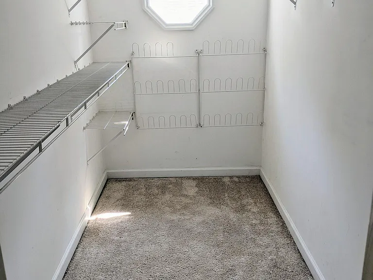727 New Rd — Photo 14