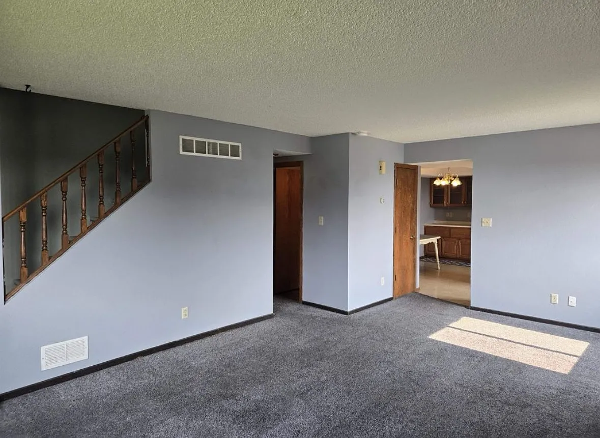3 bed, 1.5 bath, 1524 sqft, $1,650 — Photo 3