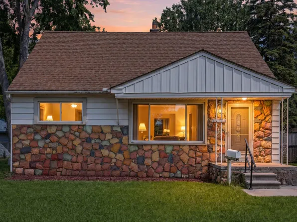 28836 Marquette St, Garden City, MI 48135