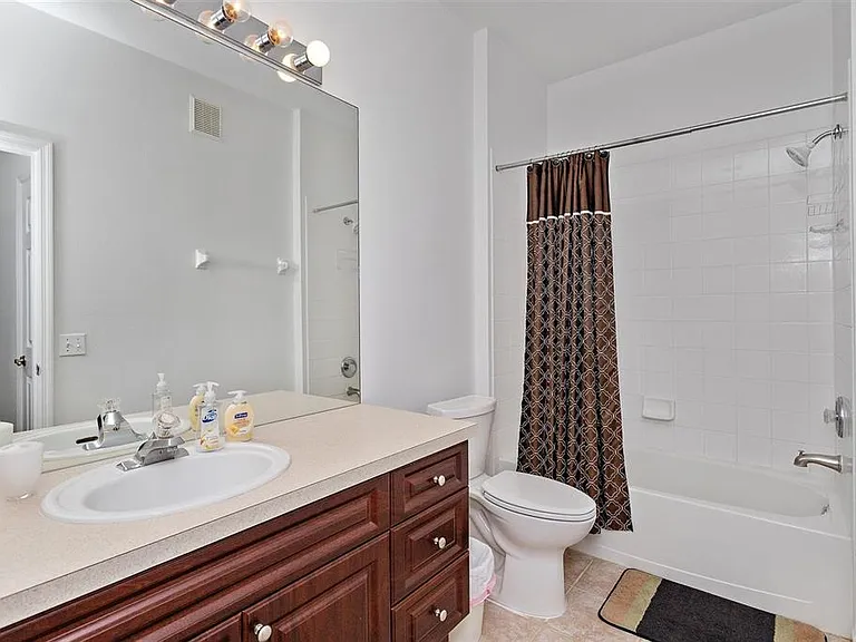 2307 Silver Palm Dr #202 — Photo 17