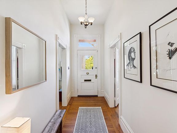 4th image of 433 Louisiana Street