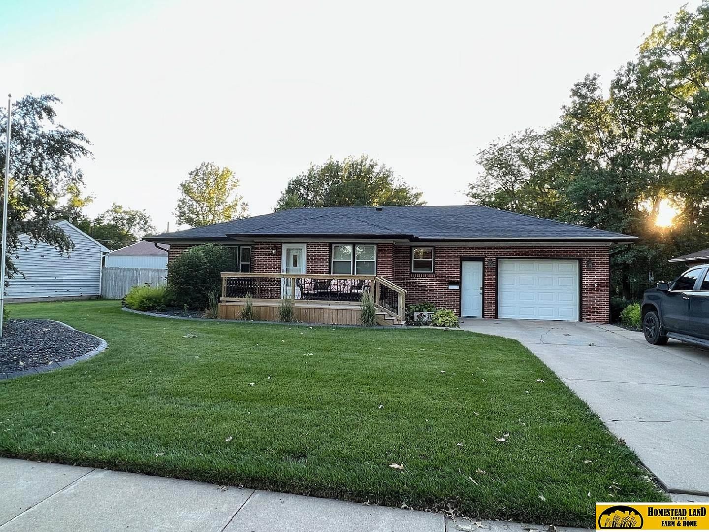 1313 N 13th St Beatrice NE 68310 Zillow