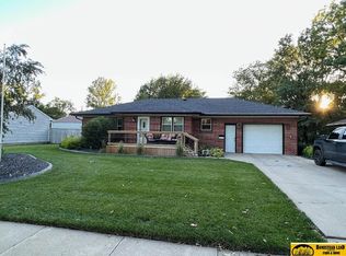 1313 N 13th St, Beatrice, NE 68310