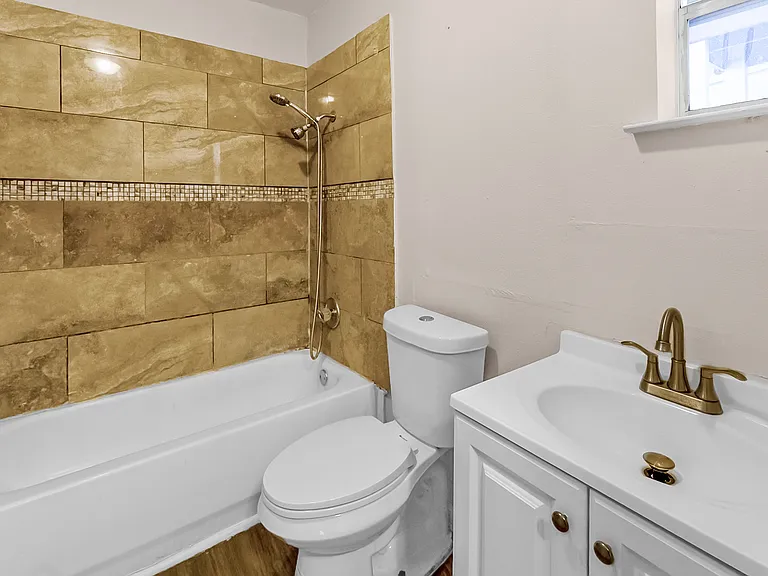 827 W Rosewood Ave #6 — Photo 7