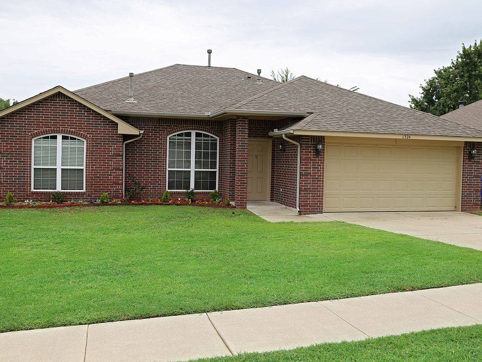 1st image of 1324 Teakwood Dr