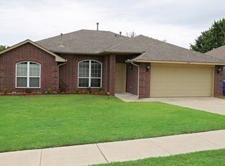 1324 Teakwood Dr, Norman, OK 73071