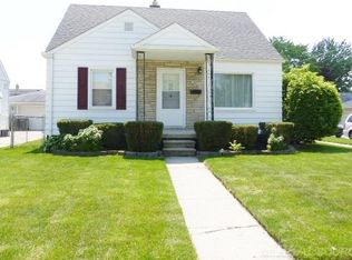 19800 Rosedale St, Saint Clair Shores, MI