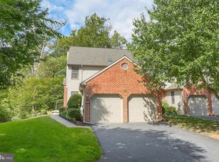 74 River Bend Park, Lancaster, PA 17602