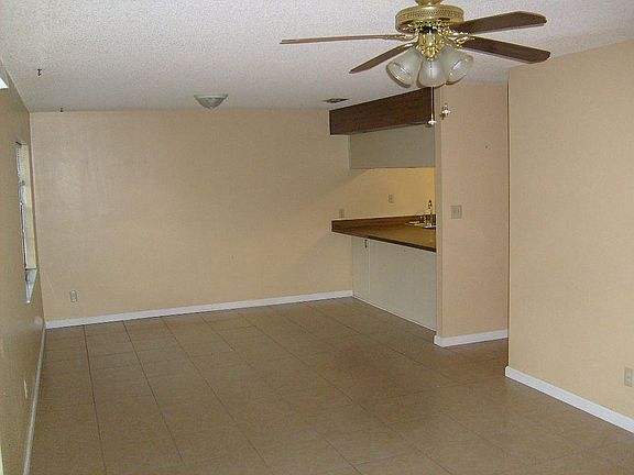 2nd image of 5550 Wendy Lee Dr