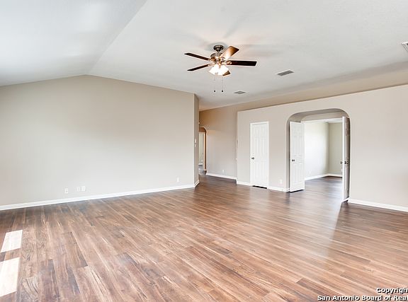 5th image of 13532 Ashmont Ter