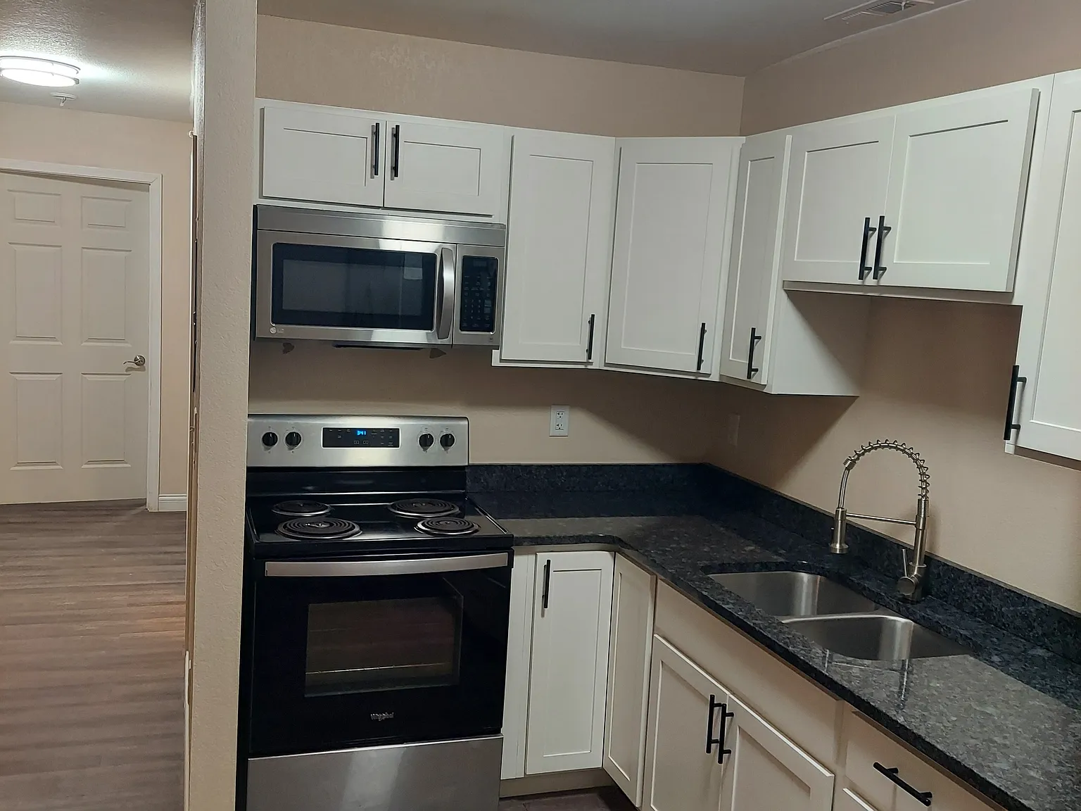 Westwood Suites - Building 52 - 5 — Photo 2