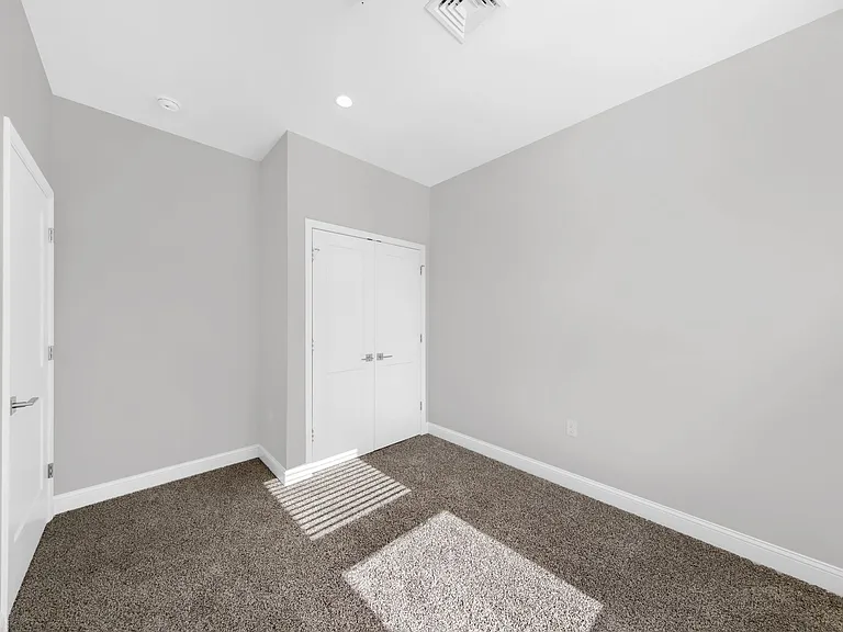191 North Pearl — Photo 18