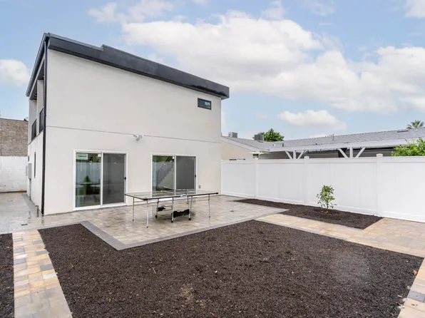 8965 McLennan Ave, North Hills, CA 91343