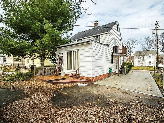 5th image of 11807 Marne Ave