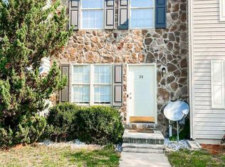 24 Jonathan Ct, Inwood, WV 25428