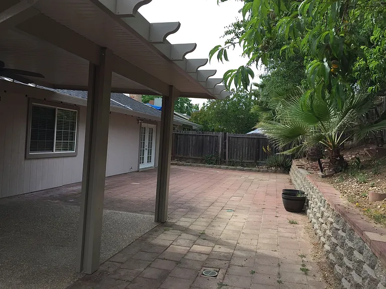 6379 Edgewood Way — Photo 9