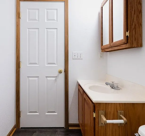 Pinnacle Heights Apartments — Photo 24