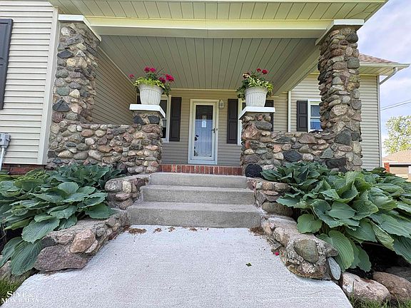2nd image of 6281 Lindsey Rd