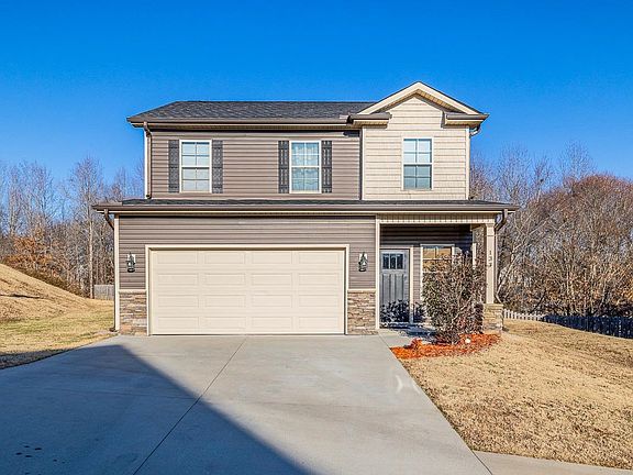 3rd image of 137 Palmetto Valley Dr
