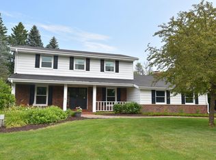 N109W20900 Mountbrooke Dr, Germantown, WI 53022